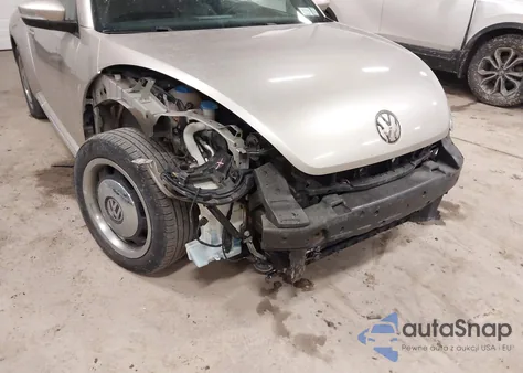 2012 Volkswagen Beetle 2.5L z USA, uszkodzony, nr VIN 3VWJP7AT7CM647852